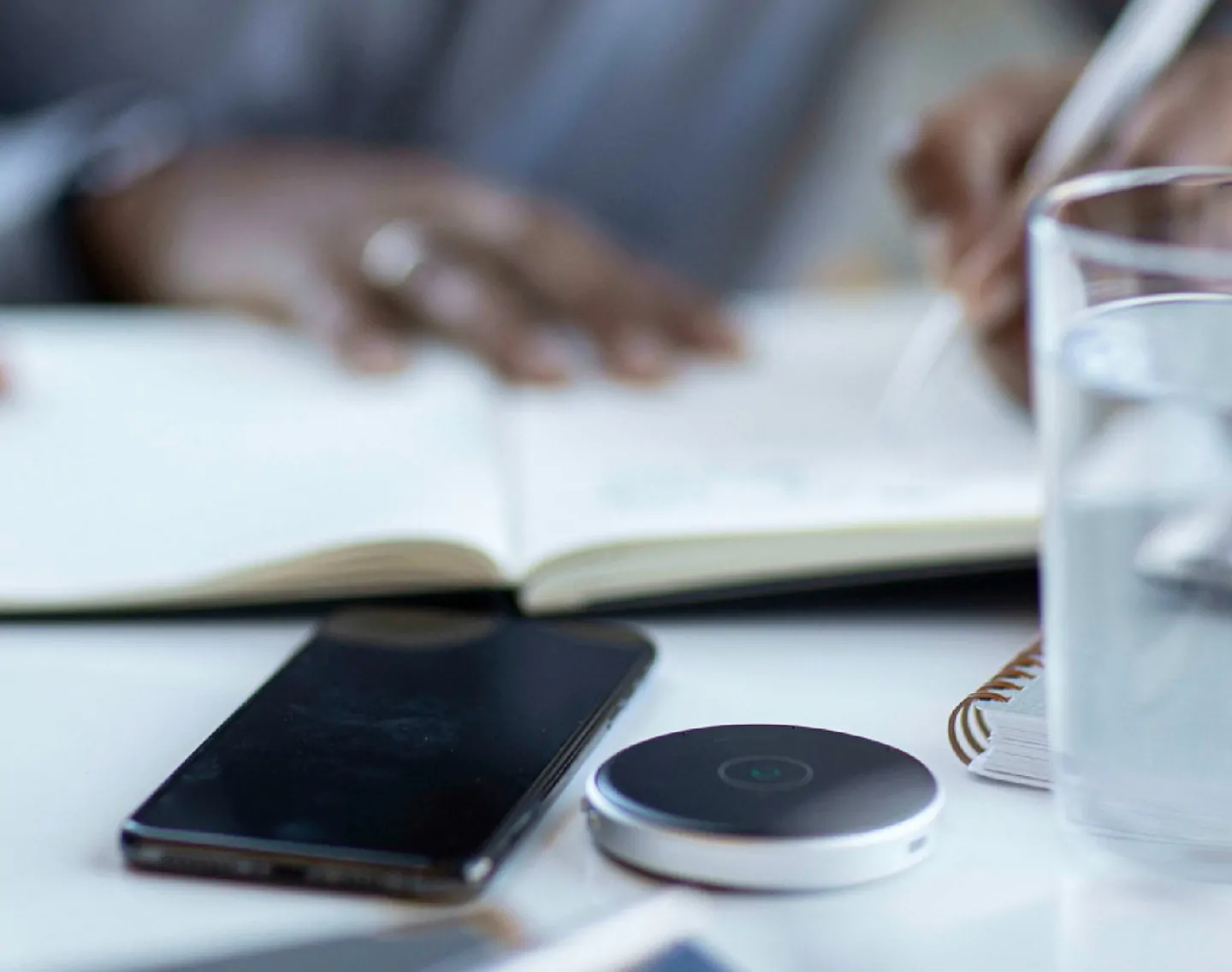 Externe Hörgeräte-Mikrofone zur Verstärkung der Umgebung